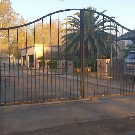 Nooitgedacht Self Catering Cc Διαμέρισμα Okahandja Εξωτερικό φωτογραφία
